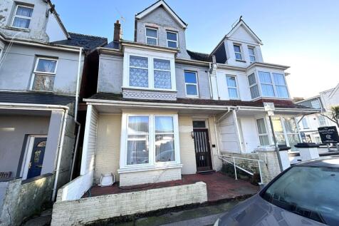 6 bedroom terraced house for sale