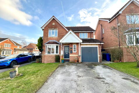 4 bedroom detached house for sale