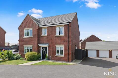 4 bedroom detached house for sale