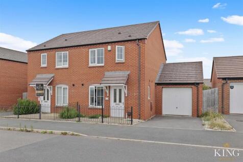 3 bedroom semi-detached house for sale