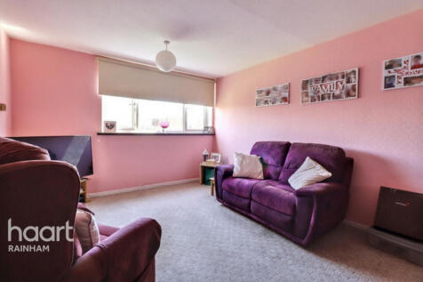Theydon Gardens, Rainham, RM13 7UX 3 bed end of terrace house for sale