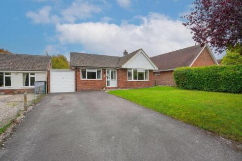 Croft End, Wantage OX12 4 bed detached bungalow for sale