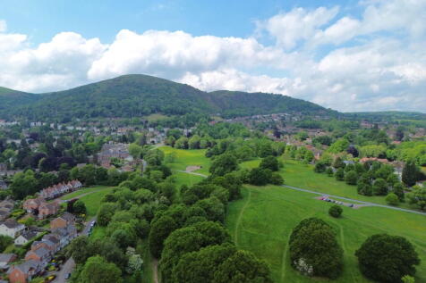 Edith Walk, Malvern, WR14 4QH 2 bed duplex for sale