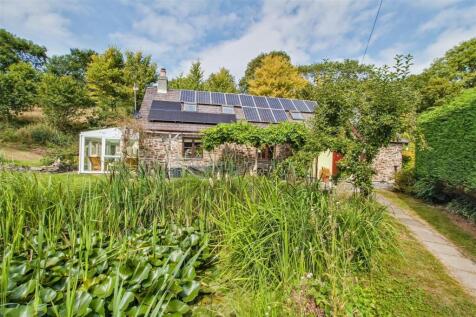 Felin Ban Farm Estate, Cardigan 5 bed property with land for sale