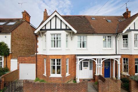 4 bedroom semi-detached house for sale