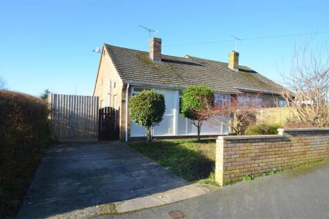 2 bedroom semi-detached bungalow for sale