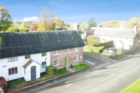 Stibb Green, Burbage, SN8 2 bed terraced house for sale