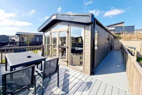 2 bedroom lodge for sale
