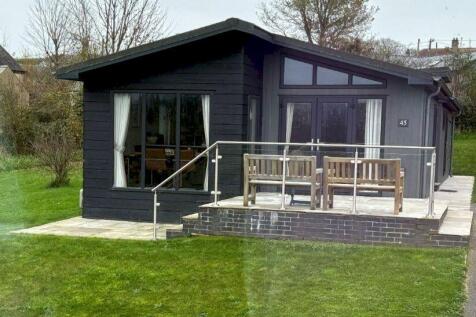 Four Bed Oakgrove Tamarack (50x22)... 4 bed lodge for sale