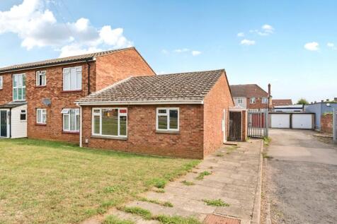 London Road, Bedford, Bedfordshire 2 bed bungalow for sale