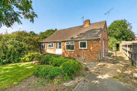 Harmar Close, Wokingham RG40 3 bed detached bungalow for sale
