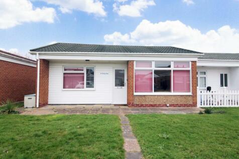 2 bedroom semi-detached bungalow for sale