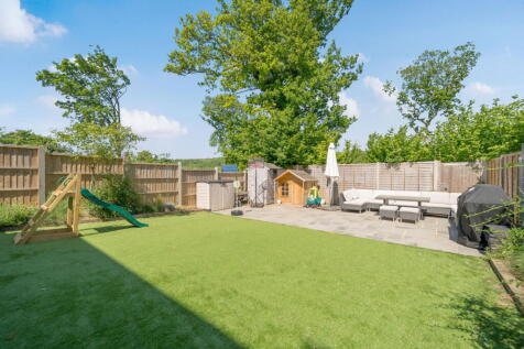Hinton Crescent, Gillingham ME7 3 bed semi
