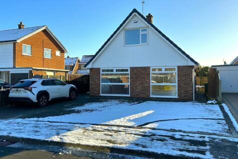 3 bedroom detached bungalow for sale