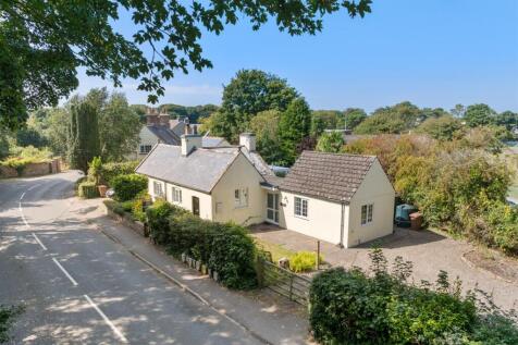 2 bedroom semi-detached bungalow for sale