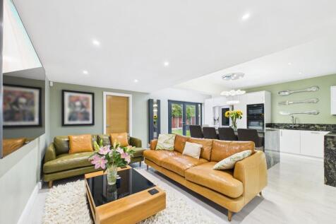 Phillips Lane, Liverpool L37 4 bed detached house for sale