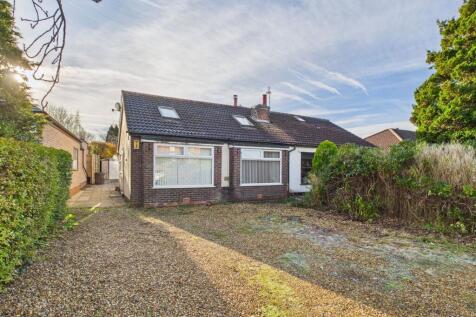 3 bedroom semi-detached bungalow for sale