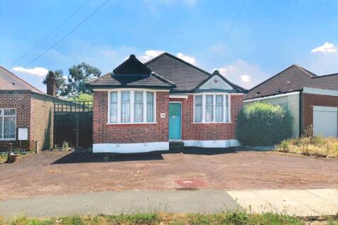 Fernbrook Drive, Harrow HA2 2 bed detached bungalow for sale