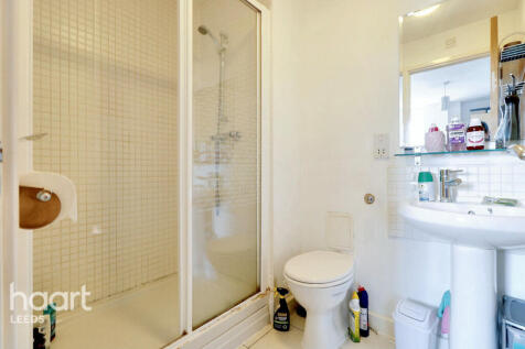 Flat 94, 14 Elmwood Lane, LEEDS LS2 8WF 2 bed apartment for sale