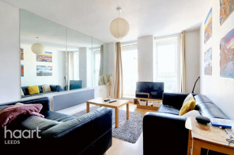 Flat 94, 14 Elmwood Lane, LEEDS LS2 8WF 2 bed apartment for sale