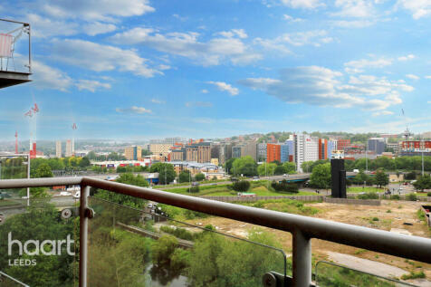 Gotts Road, Leeds 2 bed apartment for sale