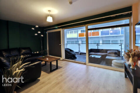 Concord Street, LEEDS 2 bed apartment for sale