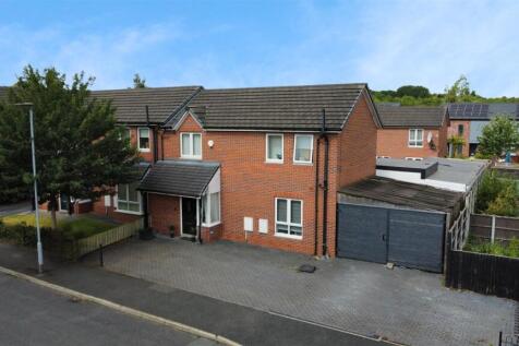 3 bedroom semi-detached house for sale