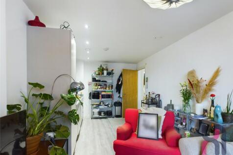 1 bedroom flat for sale