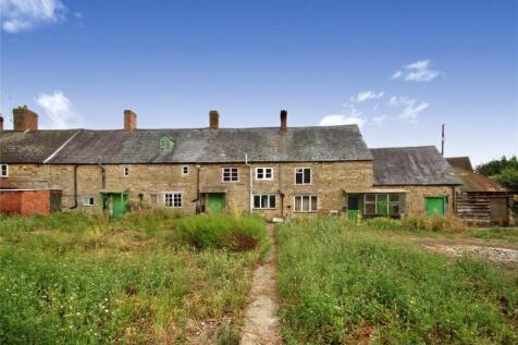 Main Street, Brackley NN13 4 bed end of terrace house for sale