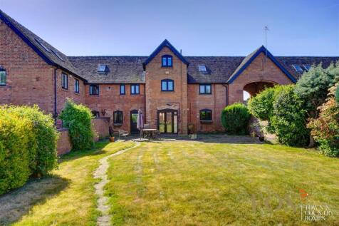 Holt Castle Barns, Worcester WR6 4 bed house for sale