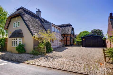 Beam House, Rous Lench... 3 bed detached house for sale