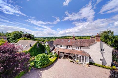 Old Hill, Flyford Flavell WR7 6 bed detached house for sale