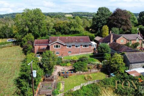 Suckley WR6 4 bed detached bungalow for sale