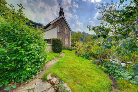 West Malvern Road, Malvern WR14 3 bed detached house for sale