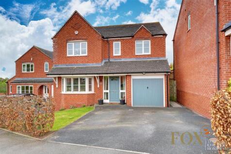 Hawthorn Rise, Droitwich WR9 4 bed detached house for sale