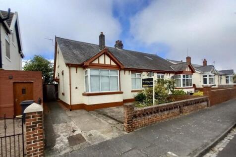 Bolton Grove, Seaton Carew... 3 bed bungalow for sale