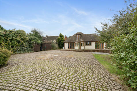 Hollands Hill, Martin Mill, Dover... 6 bed detached house for sale