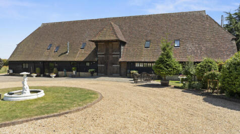 6 bedroom detached house for sale