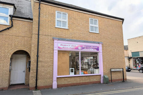 St. Marys Street, Whittlesey... 2 bed flat for sale