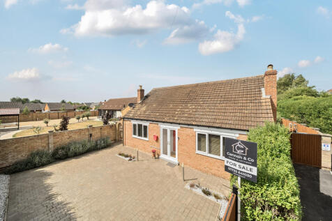 2 bedroom bungalow for sale