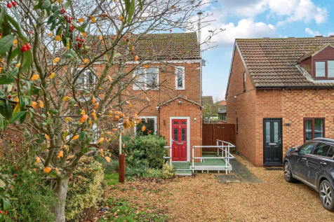 Burnt House Road, Turves, Whittlesey... 2 bed semi