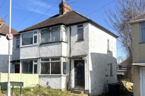 52 Eighth Avenue, Luton, LU3 3DW 2 bed semi