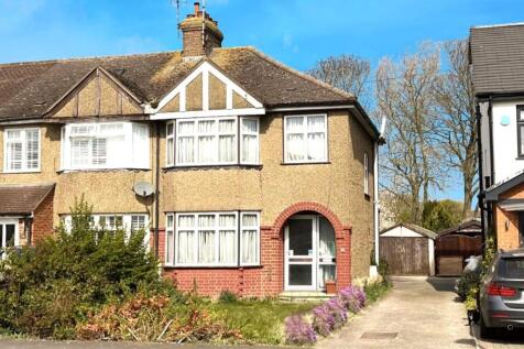22 Astwick Avenue, Hatfield, AL10 9LA 3 bed end of terrace house for sale