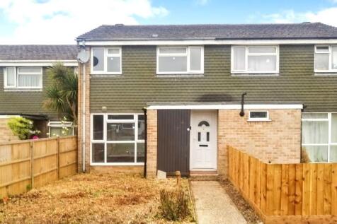7 Wordsworth Road, Thatcham... 3 bed terraced house for sale