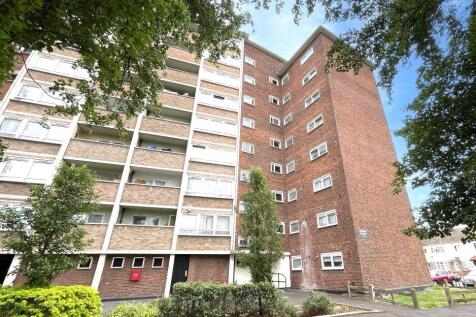 23 Triumph House, Alderman Avenue... 2 bed flat for sale