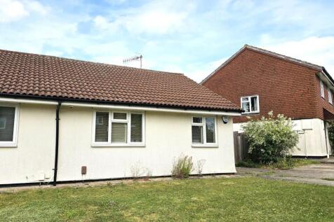 3 bedroom semi-detached bungalow for sale