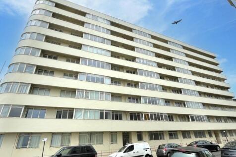 57 Embassy Court, Kings Road... 1 bed flat for sale