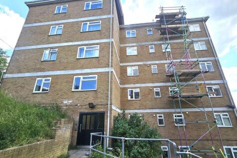 Flat 31, Samuels Tower, Longhill... 2 bed flat for sale