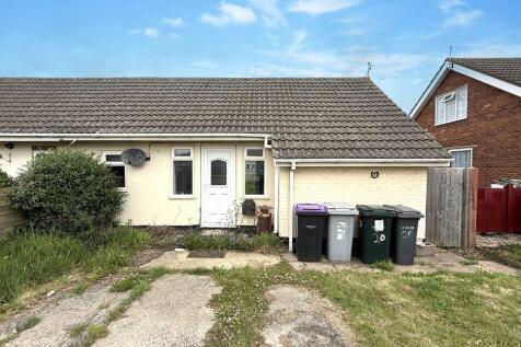 20 Radio St. Peters, Sutton Road... 3 bed semi