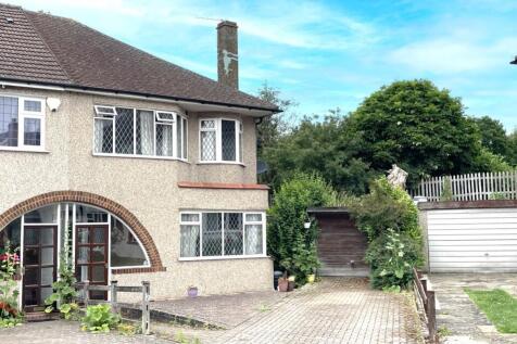 13 Greycot Road, Beckenham, BR3 1TA 3 bed end of terrace house for sale